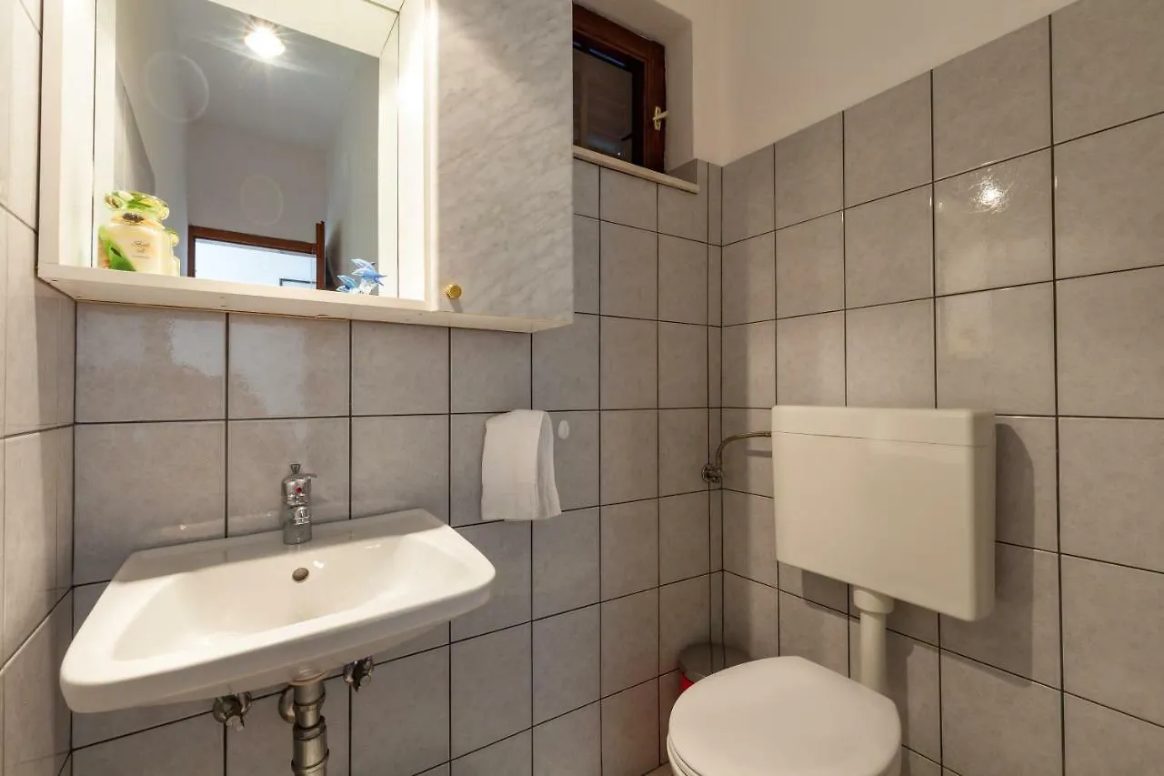 Apartman Stela Gornje Sitno Split 0*,